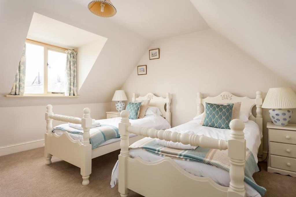 Stanway House, 8 Bedroom, 8 Bath 切尔滕纳姆 外观 照片