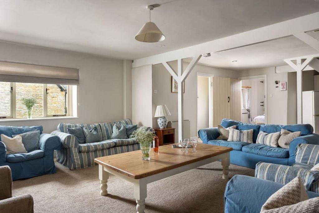 Stanway House, 8 Bedroom, 8 Bath 切尔滕纳姆 外观 照片