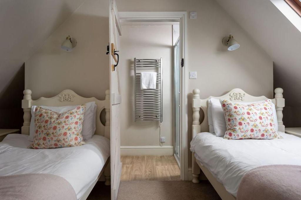 Stanway House, 8 Bedroom, 8 Bath 切尔滕纳姆 外观 照片